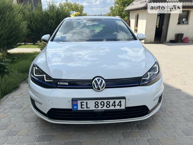 Білий Фольксваген e-Golf, об'ємом двигуна 0 л та пробігом 117 тис. км за 10999 $, фото 1 на Automoto.ua