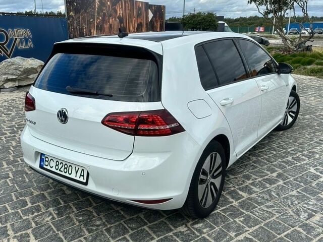 Білий Фольксваген e-Golf, об'ємом двигуна 0 л та пробігом 100 тис. км за 10500 $, фото 4 на Automoto.ua