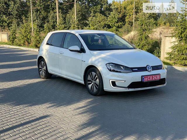 Белый Фольксваген e-Golf, объемом двигателя 0 л и пробегом 125 тыс. км за 13500 $, фото 7 на Automoto.ua