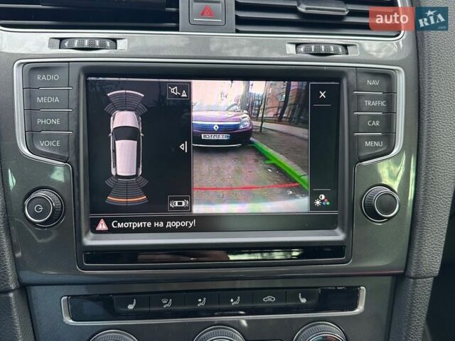 Білий Фольксваген e-Golf, об'ємом двигуна 0 л та пробігом 148 тис. км за 10200 $, фото 12 на Automoto.ua