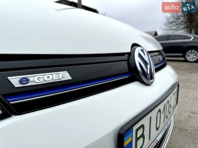 Білий Фольксваген e-Golf, об'ємом двигуна 0 л та пробігом 90 тис. км за 10300 $, фото 16 на Automoto.ua