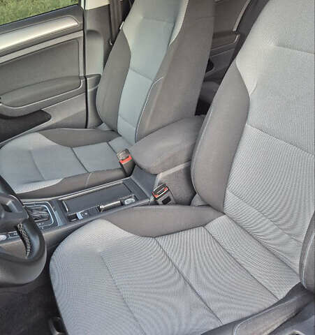 Белый Фольксваген e-Golf, объемом двигателя 0 л и пробегом 750 тыс. км за 8900 $, фото 12 на Automoto.ua