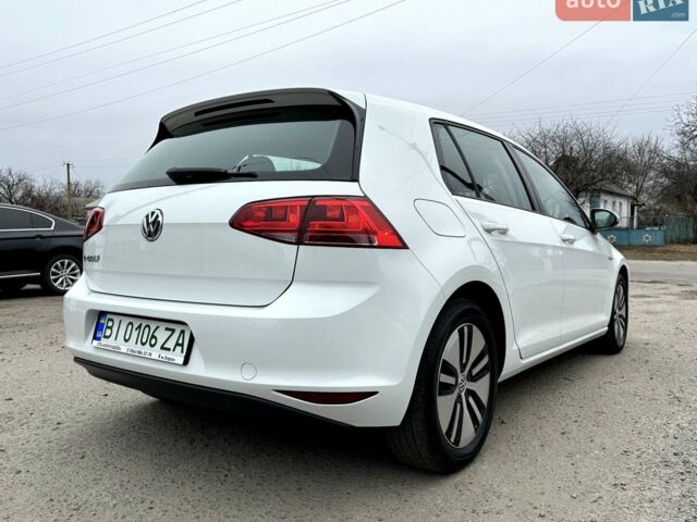 Білий Фольксваген e-Golf, об'ємом двигуна 0 л та пробігом 90 тис. км за 10300 $, фото 7 на Automoto.ua