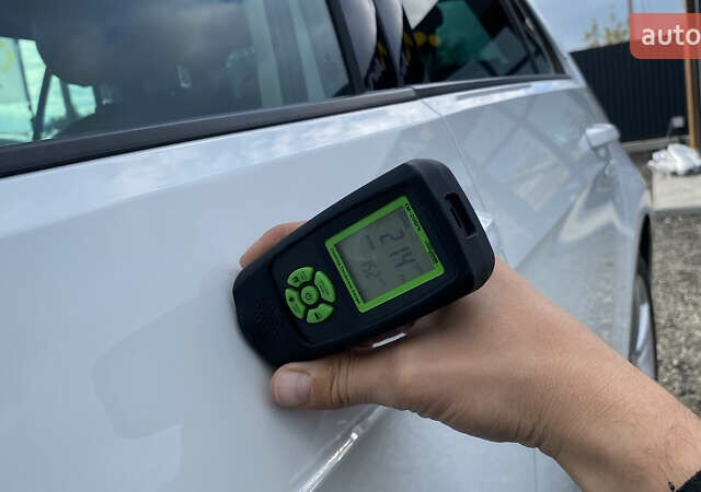 Белый Фольксваген e-Golf, объемом двигателя 0 л и пробегом 132 тыс. км за 9500 $, фото 115 на Automoto.ua