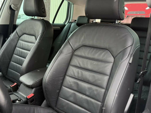 Белый Фольксваген e-Golf, объемом двигателя 0 л и пробегом 149 тыс. км за 8800 $, фото 31 на Automoto.ua