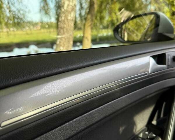 Белый Фольксваген e-Golf, объемом двигателя 0 л и пробегом 140 тыс. км за 9450 $, фото 18 на Automoto.ua