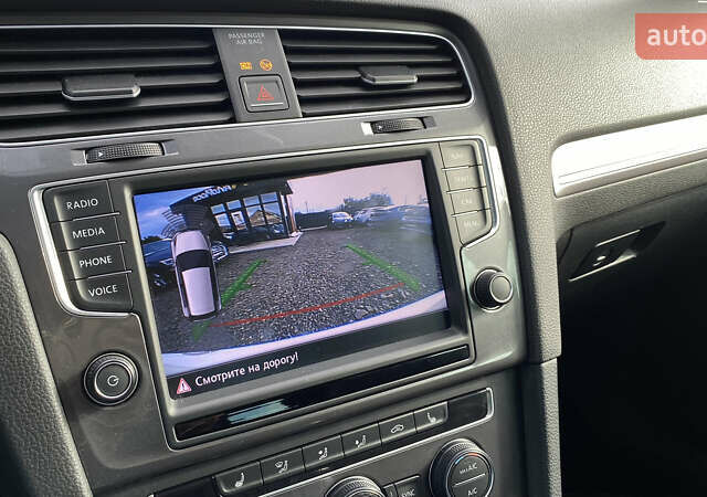 Белый Фольксваген e-Golf, объемом двигателя 0 л и пробегом 132 тыс. км за 9500 $, фото 77 на Automoto.ua