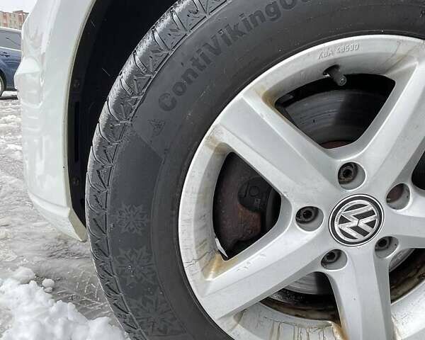 Белый Фольксваген e-Golf, объемом двигателя 0 л и пробегом 92 тыс. км за 8900 $, фото 17 на Automoto.ua