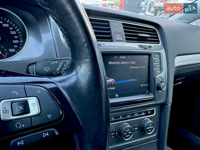 Білий Фольксваген e-Golf, об'ємом двигуна 0 л та пробігом 114 тис. км за 8700 $, фото 15 на Automoto.ua