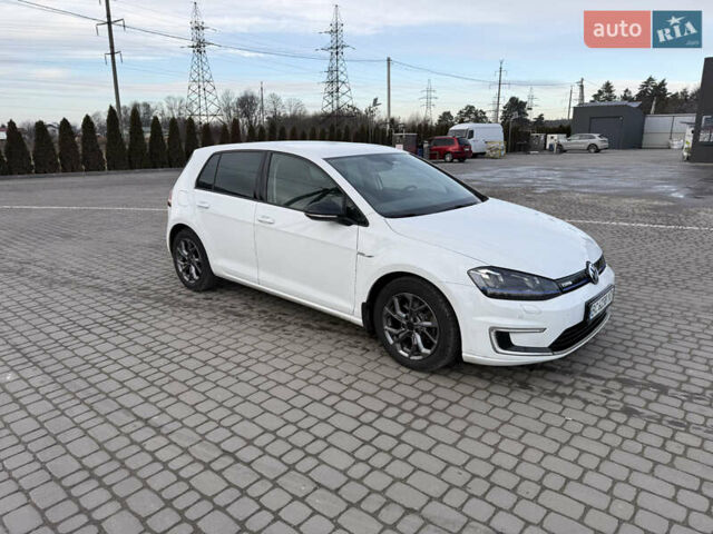 Білий Фольксваген e-Golf, об'ємом двигуна 0 л та пробігом 96 тис. км за 8900 $, фото 1 на Automoto.ua