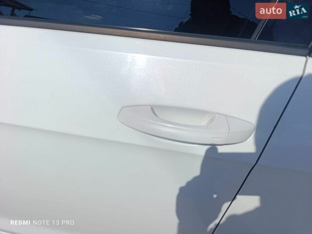Білий Фольксваген e-Golf, об'ємом двигуна 0 л та пробігом 117 тис. км за 8300 $, фото 1 на Automoto.ua