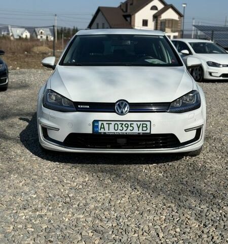 Белый Фольксваген e-Golf, объемом двигателя 0 л и пробегом 120 тыс. км за 9000 $, фото 1 на Automoto.ua