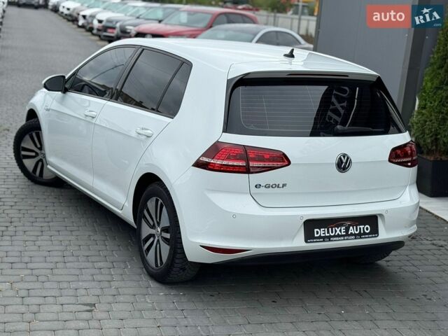 Білий Фольксваген e-Golf, об'ємом двигуна 0 л та пробігом 104 тис. км за 9500 $, фото 6 на Automoto.ua