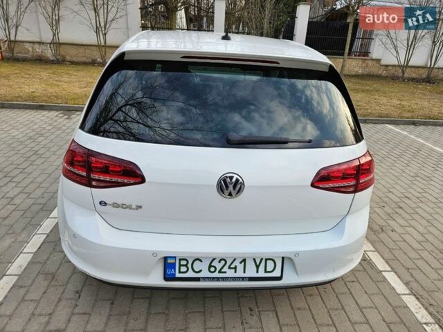 Білий Фольксваген e-Golf, об'ємом двигуна 0 л та пробігом 93 тис. км за 8900 $, фото 8 на Automoto.ua