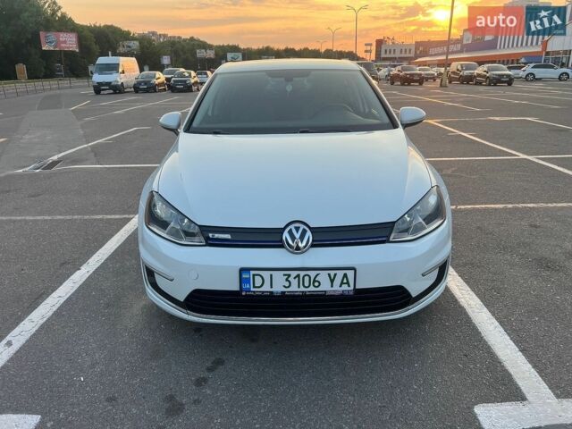 Білий Фольксваген e-Golf, об'ємом двигуна 0 л та пробігом 150 тис. км за 9100 $, фото 2 на Automoto.ua