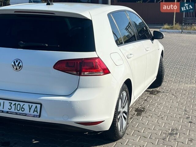 Білий Фольксваген e-Golf, об'ємом двигуна 0 л та пробігом 152 тис. км за 8500 $, фото 4 на Automoto.ua