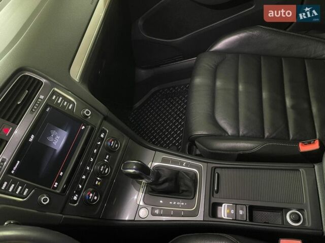 Белый Фольксваген e-Golf, объемом двигателя 0 л и пробегом 115 тыс. км за 8999 $, фото 52 на Automoto.ua