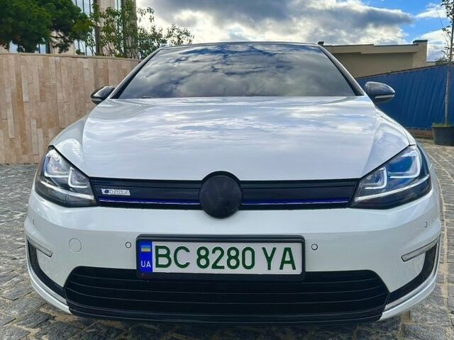Білий Фольксваген e-Golf, об'ємом двигуна 0 л та пробігом 100 тис. км за 10500 $, фото 5 на Automoto.ua