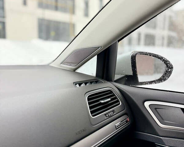 Білий Фольксваген e-Golf, об'ємом двигуна 0 л та пробігом 145 тис. км за 9300 $, фото 15 на Automoto.ua