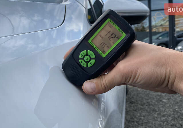 Белый Фольксваген e-Golf, объемом двигателя 0 л и пробегом 132 тыс. км за 9500 $, фото 114 на Automoto.ua