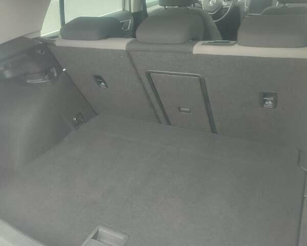 Білий Фольксваген e-Golf, об'ємом двигуна 0 л та пробігом 107 тис. км за 7300 $, фото 12 на Automoto.ua