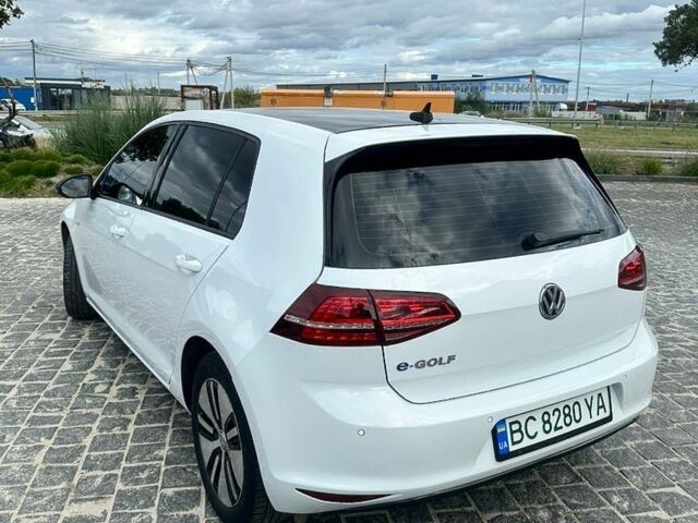 Білий Фольксваген e-Golf, об'ємом двигуна 0 л та пробігом 100 тис. км за 10500 $, фото 3 на Automoto.ua