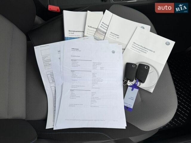 Білий Фольксваген e-Golf, об'ємом двигуна 0 л та пробігом 34 тис. км за 10999 $, фото 20 на Automoto.ua