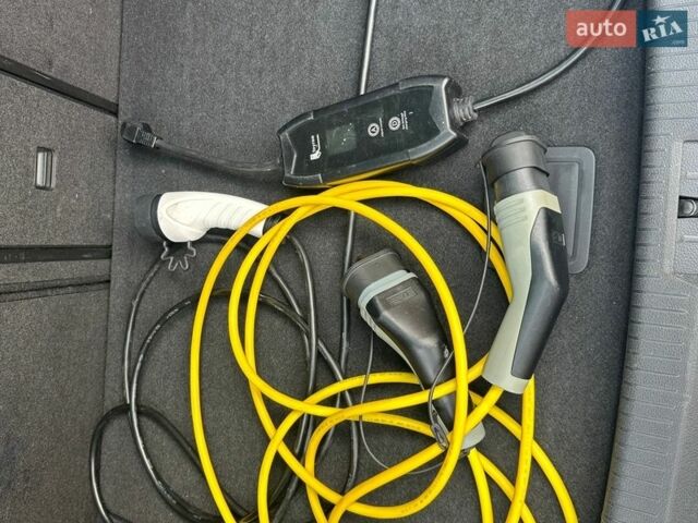 Білий Фольксваген e-Golf, об'ємом двигуна 0 л та пробігом 148 тис. км за 10200 $, фото 10 на Automoto.ua