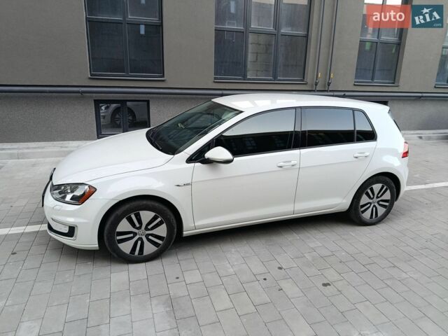 Білий Фольксваген e-Golf, об'ємом двигуна 0 л та пробігом 91 тис. км за 7650 $, фото 6 на Automoto.ua
