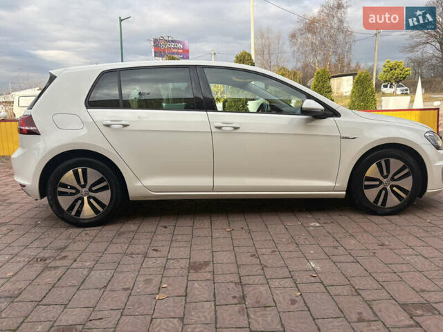 Белый Фольксваген e-Golf, объемом двигателя 0 л и пробегом 110 тыс. км за 8800 $, фото 19 на Automoto.ua