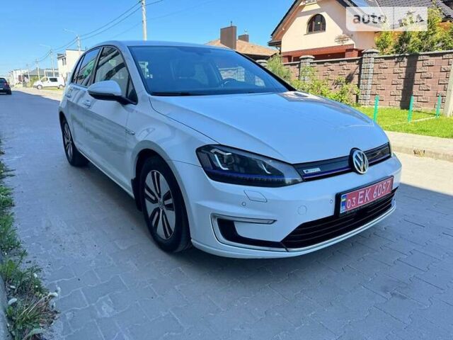 Білий Фольксваген e-Golf, об'ємом двигуна 0 л та пробігом 131 тис. км за 10750 $, фото 12 на Automoto.ua