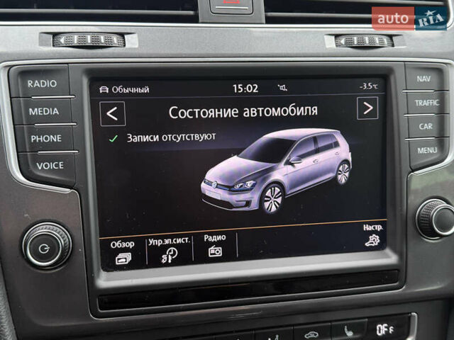Белый Фольксваген e-Golf, объемом двигателя 0 л и пробегом 149 тыс. км за 8800 $, фото 27 на Automoto.ua