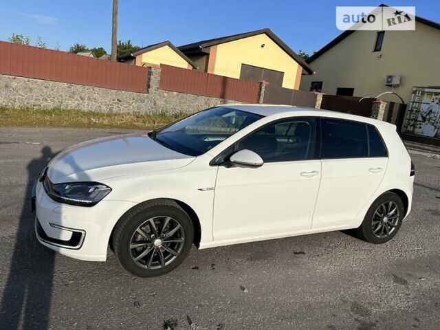 Белый Фольксваген e-Golf, объемом двигателя 0 л и пробегом 87 тыс. км за 10650 $, фото 2 на Automoto.ua