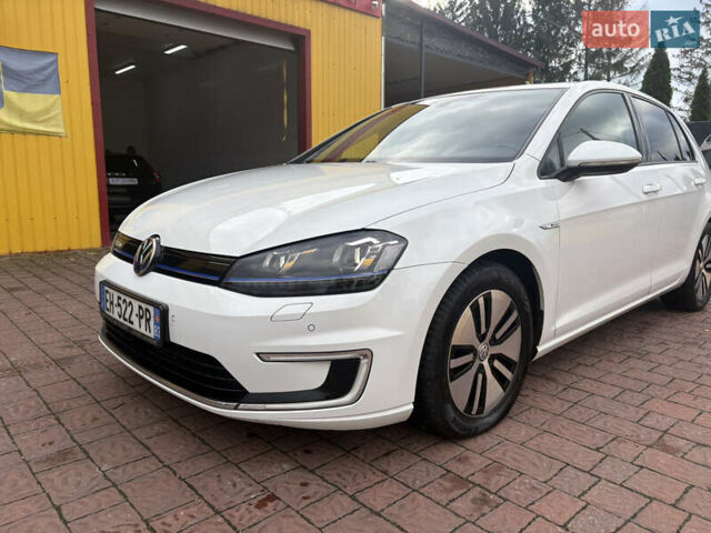 Белый Фольксваген e-Golf, объемом двигателя 0 л и пробегом 110 тыс. км за 8800 $, фото 35 на Automoto.ua