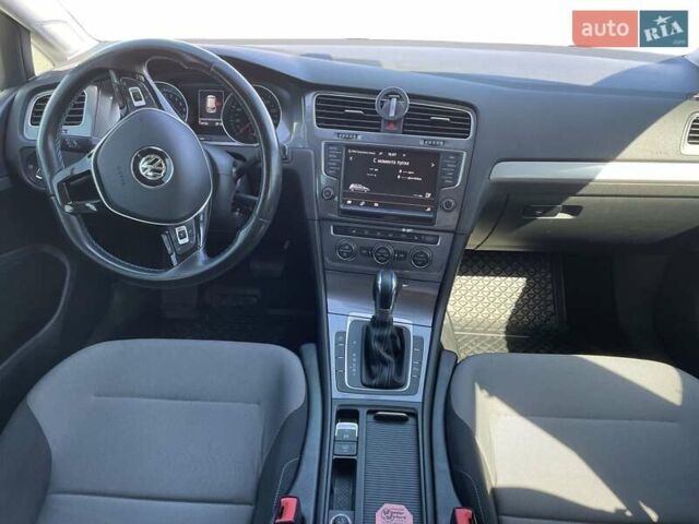 Белый Фольксваген e-Golf, объемом двигателя 0 л и пробегом 119 тыс. км за 8600 $, фото 20 на Automoto.ua