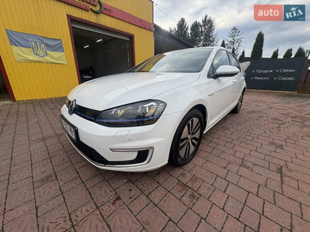 Белый Фольксваген e-Golf, объемом двигателя 0 л и пробегом 110 тыс. км за 8800 $, фото 30 на Automoto.ua