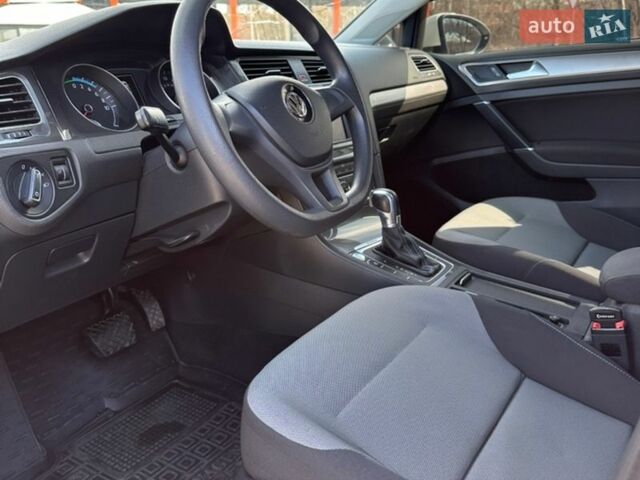 Білий Фольксваген e-Golf, об'ємом двигуна 0 л та пробігом 88 тис. км за 12000 $, фото 6 на Automoto.ua