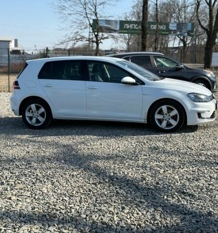 Белый Фольксваген e-Golf, объемом двигателя 0 л и пробегом 120 тыс. км за 9000 $, фото 3 на Automoto.ua