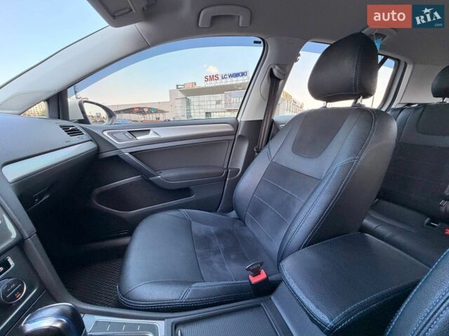 Білий Фольксваген e-Golf, об'ємом двигуна 0 л та пробігом 143 тис. км за 9800 $, фото 74 на Automoto.ua