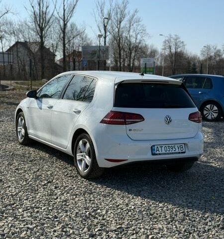 Белый Фольксваген e-Golf, объемом двигателя 0 л и пробегом 120 тыс. км за 9000 $, фото 8 на Automoto.ua