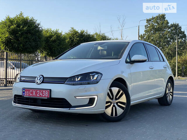 Белый Фольксваген e-Golf, объемом двигателя 0 л и пробегом 125 тыс. км за 13500 $, фото 16 на Automoto.ua