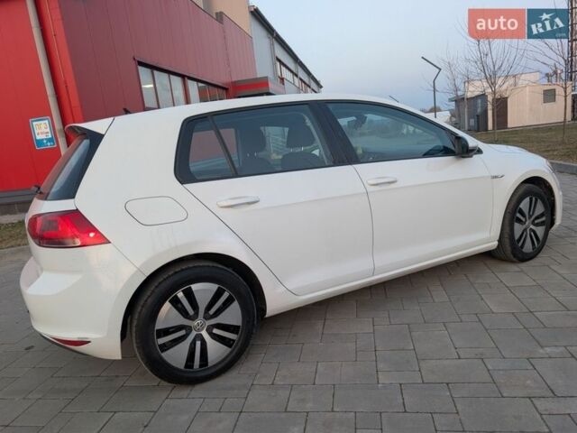 Білий Фольксваген e-Golf, об'ємом двигуна 0 л та пробігом 140 тис. км за 7999 $, фото 5 на Automoto.ua
