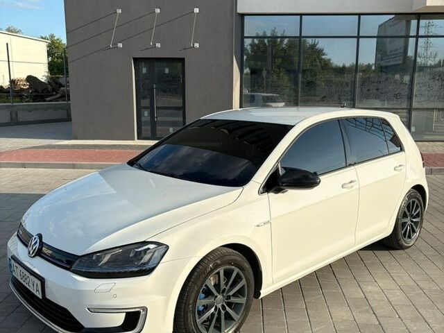 Білий Фольксваген e-Golf, об'ємом двигуна 0 л та пробігом 115 тис. км за 9500 $, фото 3 на Automoto.ua