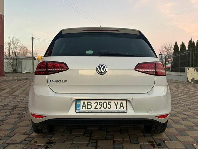 Білий Фольксваген e-Golf, об'ємом двигуна 0 л та пробігом 112 тис. км за 9500 $, фото 7 на Automoto.ua