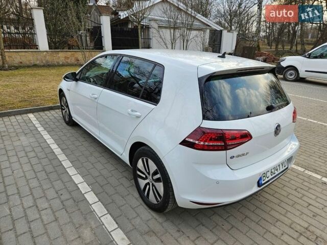 Білий Фольксваген e-Golf, об'ємом двигуна 0 л та пробігом 93 тис. км за 8900 $, фото 7 на Automoto.ua