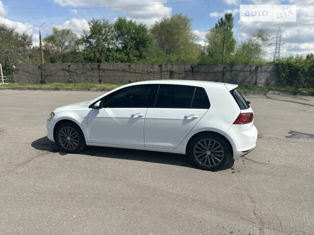 Белый Фольксваген e-Golf, объемом двигателя 0 л и пробегом 107 тыс. км за 10900 $, фото 3 на Automoto.ua