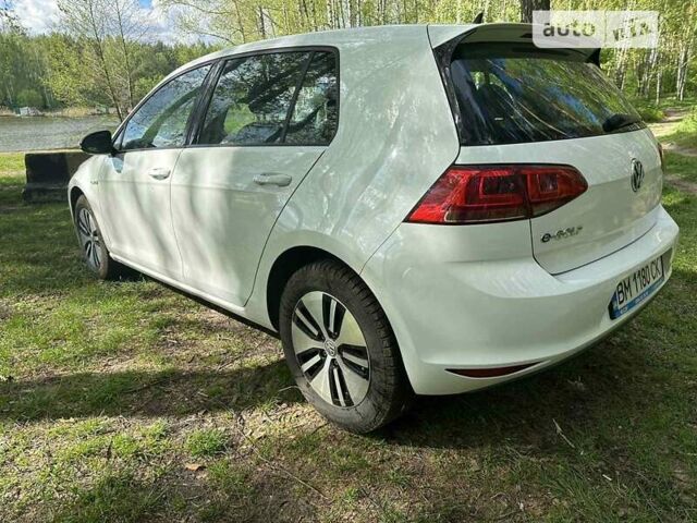 Білий Фольксваген e-Golf, об'ємом двигуна 0 л та пробігом 69 тис. км за 12000 $, фото 6 на Automoto.ua