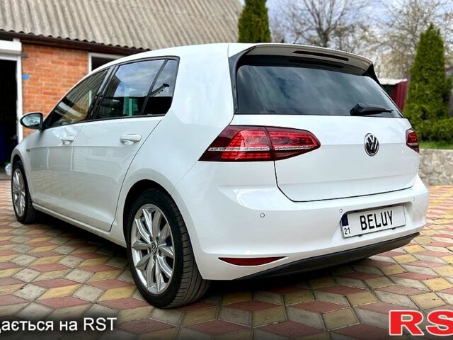 Белый Фольксваген e-Golf, объемом двигателя 0 л и пробегом 118 тыс. км за 9900 $, фото 7 на Automoto.ua