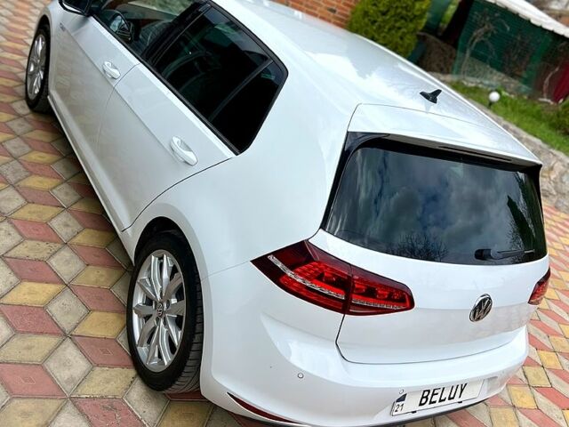 Белый Фольксваген e-Golf, объемом двигателя 0 л и пробегом 118 тыс. км за 9900 $, фото 4 на Automoto.ua