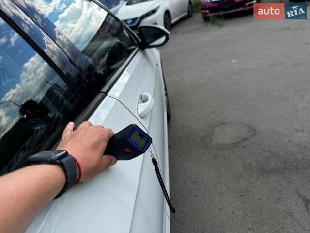 Білий Фольксваген e-Golf, об'ємом двигуна 0 л та пробігом 119 тис. км за 12800 $, фото 36 на Automoto.ua